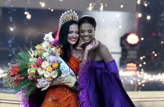 Beauty pageant photo -