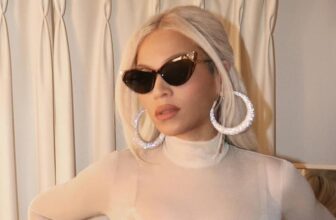 Beyonce Prada outfit for Jay Z's 54th birthday celebration in France - Fashion Police Nigeria