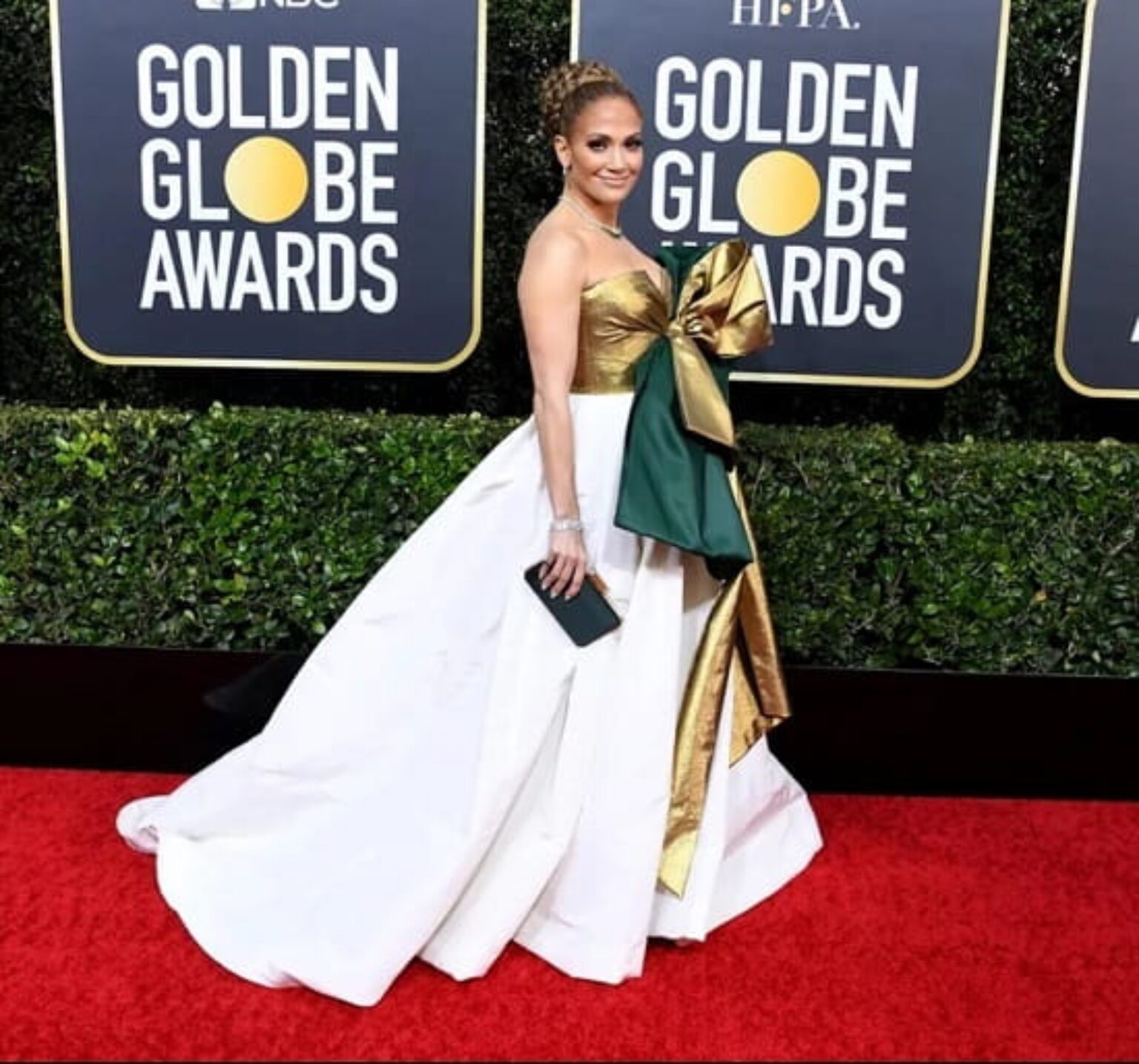 Jennifer Lopez Nailed The Barbie Pink Dress At The Golden Globes FPN