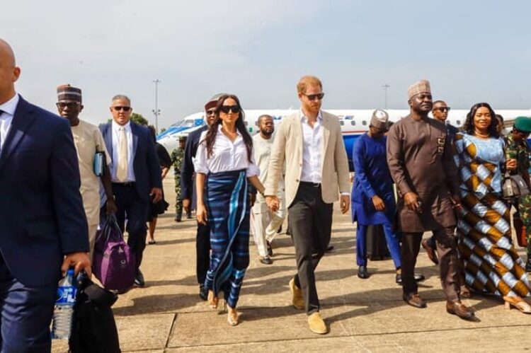 Meghan Markle Aso Oke  skirt in Nigeria 