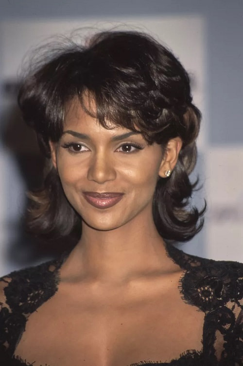 Halle Berry Short Flippy Layered Hair - Fashion Police Nigeria