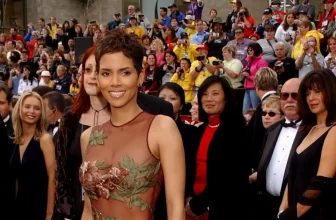 Halle Berry Brought Her Famous Elie Saab Gown to Life in Saudi Arabia