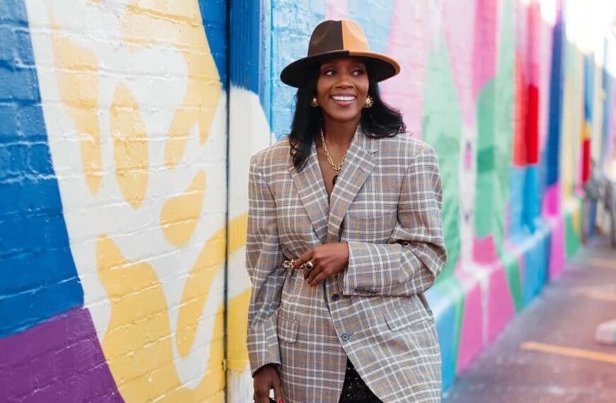 Ways to Style Oversized Blazers - Fashion Police Nigeria