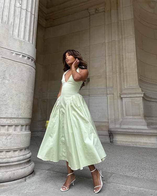 African American fashion woman dressed in a flowing summer dress - Fashion Police Nigeria