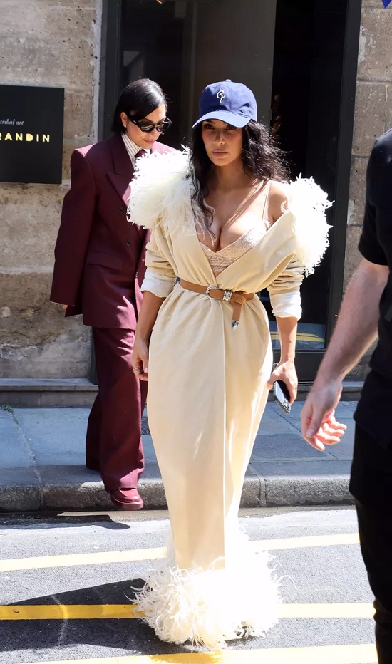 Kim Kardashian Wearing a Feathery Coat Like a Dress is a Whole Fashion Girl Vibe