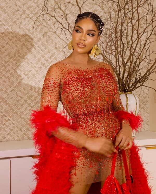 Venita Akpofure's gorgeous dress photo for 2025 Africa-magic-viewers choice awards - Fashion Police Nigeria