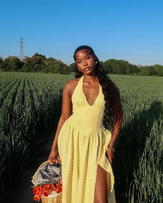brown striped sweater dress Best Summer Colors for Melanin-Rich Skin Hits at mid