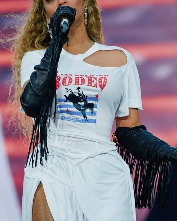 Beyonce wear white Rodeo t-shirt at the Tottenham Cowboy Carter Show
