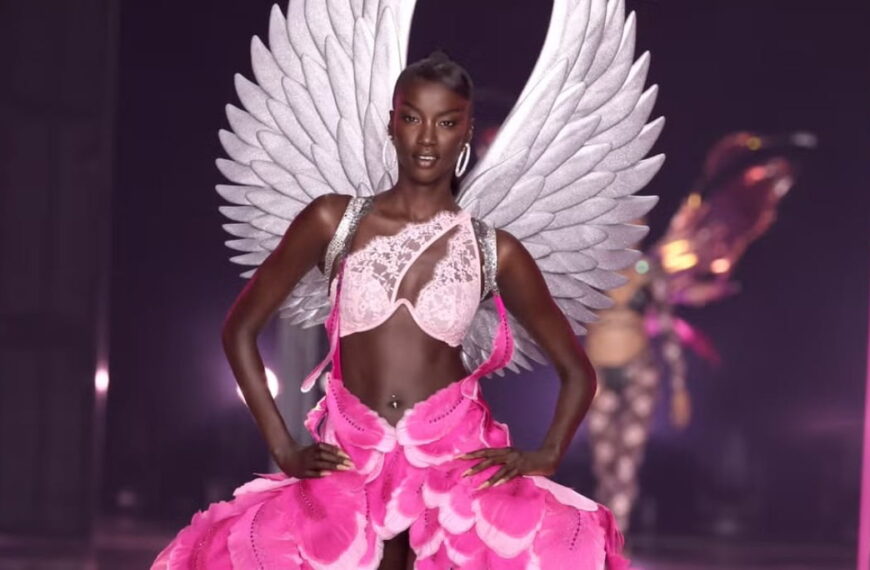 Anok Yai at the Victoria’s secret fashion show 2024