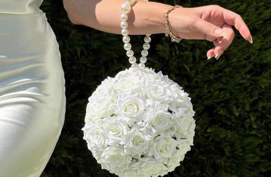 This Fashion Designer is Turning Wedding Bouquets into Cute Handbags - Fashion Police Nigeria