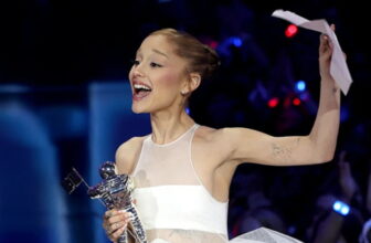 Ariana Grande Wore Four Gorgeous Dresses at the 2025 MTV VMAs - Fashion Police Nigeria