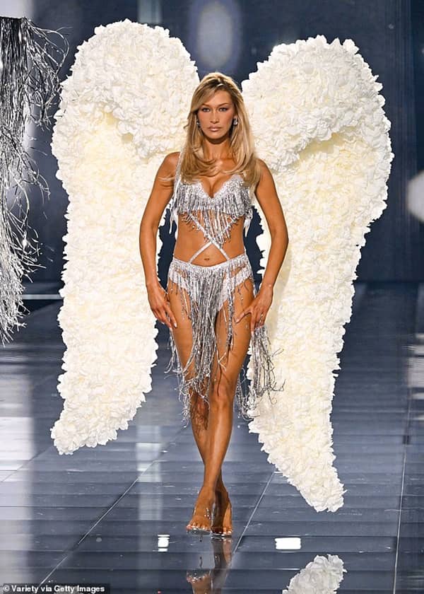 Gigi and Bella Hadid Made a Triumphant Comeback to the Victoria’s Secret Fashion Show - Fashion Police Nigeria