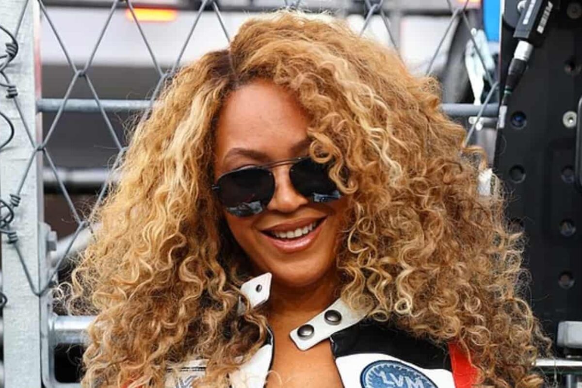 Beyoncé is Praised By Fans for not Jumping into the Celebrity's Weight Loss Trend With Ozempic - Fashion Police Nigeria