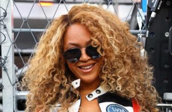 Beyoncé is Praised By Fans for not Jumping into the Celebrity's Weight Loss Trend With Ozempic - Fashion Police Nigeria