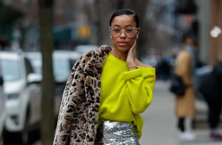 How To Wear The Metallic Skirts This Festive Season - Fashion Police Nigeria