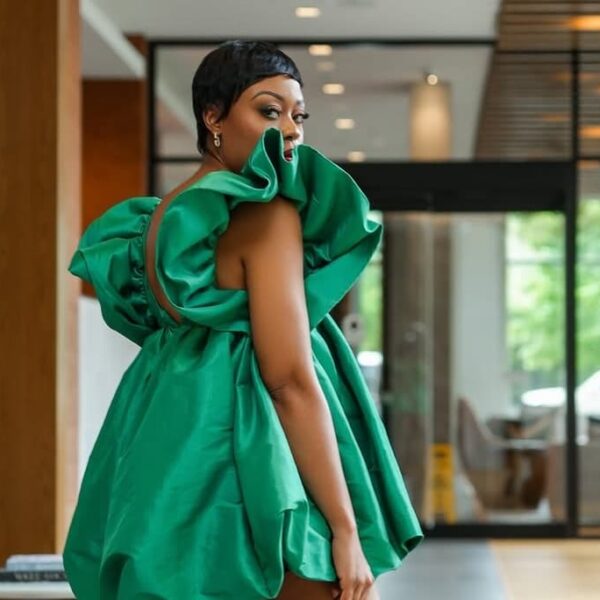 Fashion-Forward Ways to Wear Green This Christmas