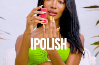 photo of a lady using the IPolish nail color-changing tool