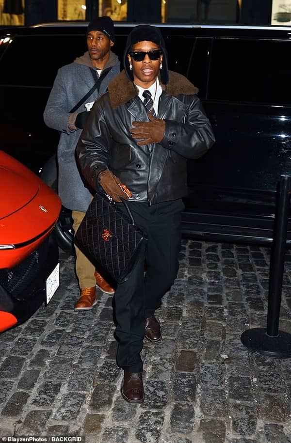 Photo of Rihanna on January 16 in New York while stepping out with A$AP Rocky ahead of his SNL debut - Fashion Police Nigeria