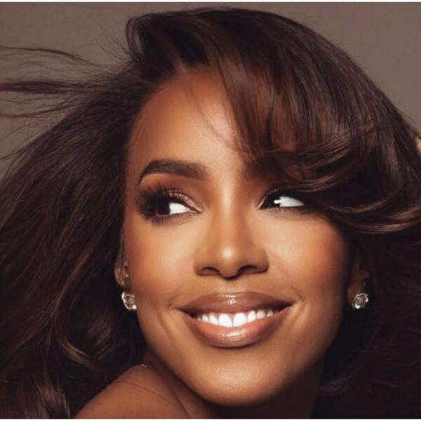 Kelly Rowland Goes Topless to Mark Her 45th Birthday - Fashion Police Nigeria