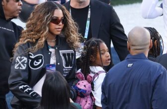 Photo of Jay Z, Blue Ivy and Rumi Carter posing together at the 2026 Super Bowl - Fashion Police Nigeria