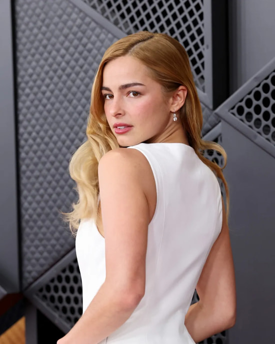 grammys 2026 addison rae