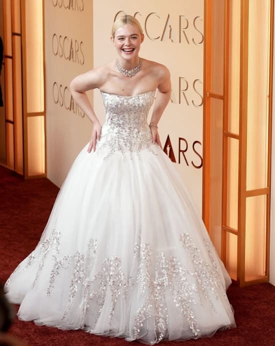 Elle Fanning at oscars 2026 in cloud dancer coloured outfit - Fashion Police Nigeria