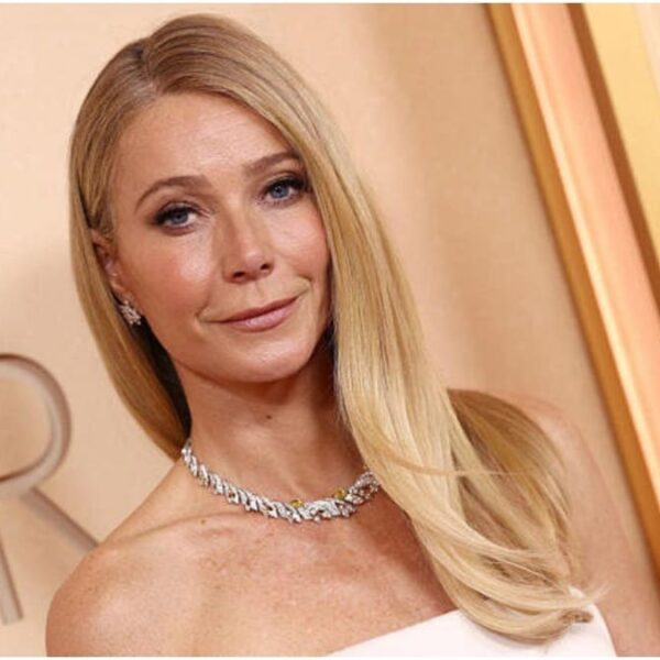 Gwyneth Paltrow Wore a Naked Side Gown at the 2026 Oscars