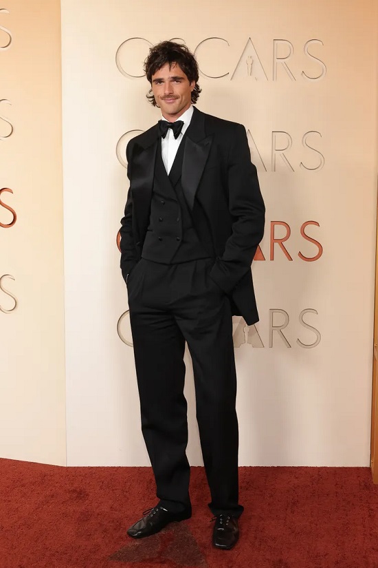 best dressed celebrities at the 2026 oscars red carpet