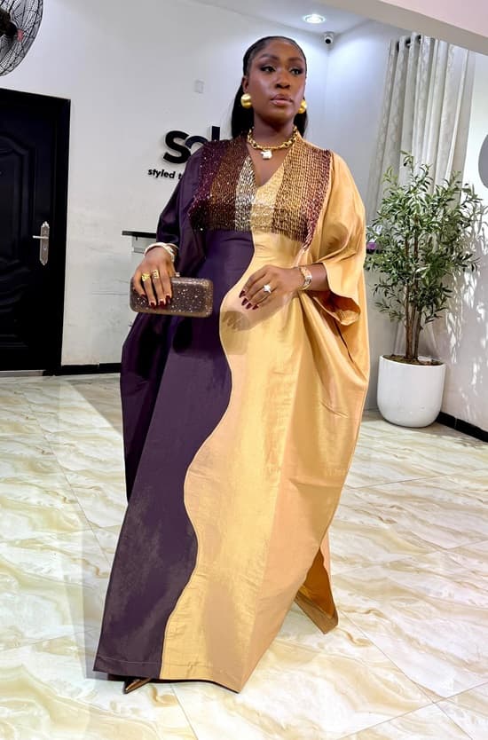 Spiral design with embellished v-neckline - Fashion Police Nigeria