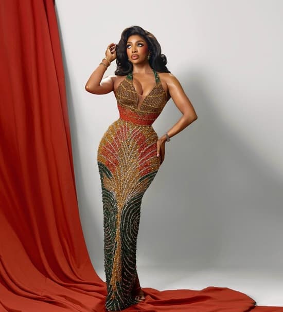 Nigerian Fashion Influencers: Masters of Occasion Dressing Nigerian Fashion Influencers: Masters of Occasion Dressing