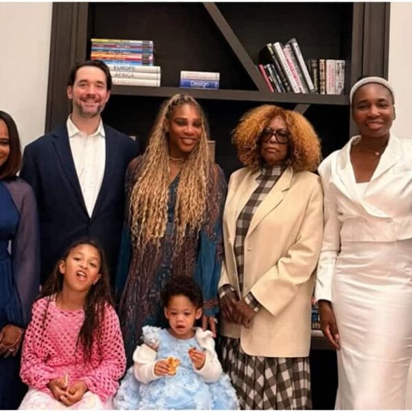 Serena Williams Struck a Pose in a Paisley&hellip;