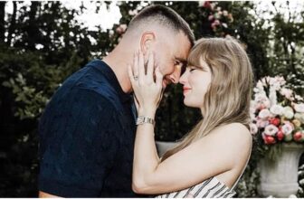 Taylor swift and travis kelce (5)