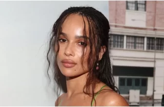 zoe kravitz on blurred lips