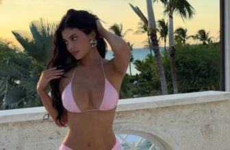 Kylie Jenner Enjoys Summer Getaway in a Stunning Pink Bikini - Fashion Police Nigeria