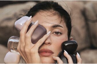 Kylie Jenner Teases the Launch of Khy Cosmetics Mood Stones Fragrances