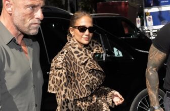 Jennifer Lopez Stole the Show at Milan Fashion Week in Head-to-Toe Leopard Print - Fashion Police Nigeria