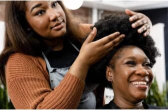 photo of a lady getting her hair done
