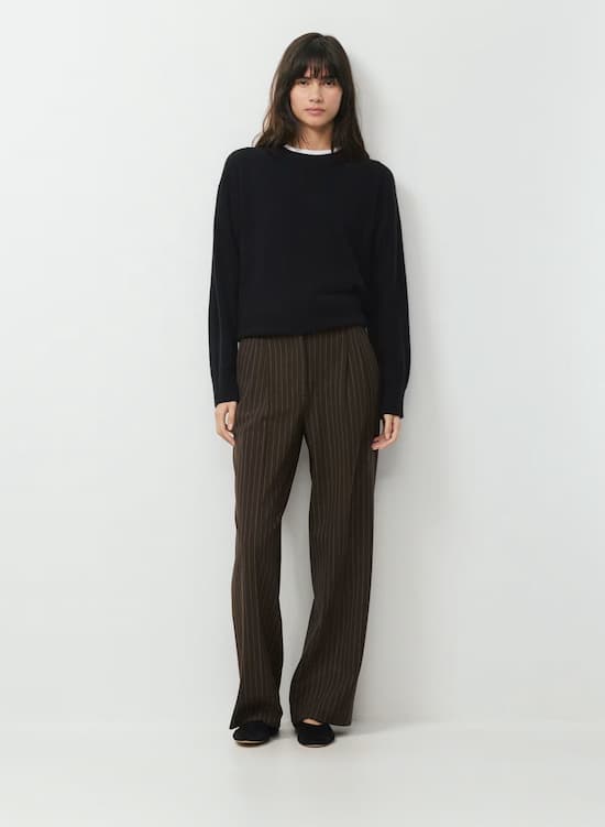 Aritzia The Effortless Pant - Fashion Police Nigeria