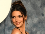 Kendal Jenner Relaxes In The Sun Wearing A Teeny-Weeny Floral Bikini