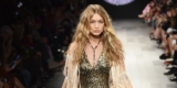Gigi Hadid Suffers An Embarrassing Wardrobe Malfunction On The Runway But You Won’t Even Notice