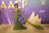 Kerry Washington’s Look at the NAACP Awards Included a Gorgeous Green Gown with a Long Train