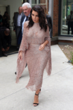 Kim Kardashian’s Latest Outfit Is Jaw-Droppingly Good, Demure And Grown-UP