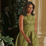 See The Pretty Holiday Dress Michelle Obama Wore For White House Holiday Decorations