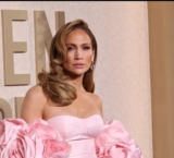 Jennifer Lopez Nailed The Barbie Pink Dress At The Golden Globes