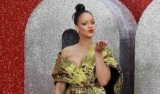 Rihanna Nearly Suffered An Embarrassing Wardrobe Malfunction At Ocean’s 8 Premiere