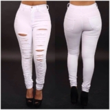 What To And What Not To Wear If You Are Petite Woman With Big Hips