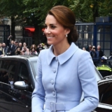This Is Why The Duchess Of Cambridge Carry Her Clutch Bag With Both Hands