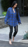 Kim Kardashian Will Make You Want To Wear Wrinkled Oversized Shirt
