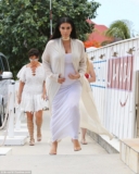 How the Kardashians Dresses for a Lunch on Holiday