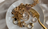 Learn How To Fix Your Old Jewelry In 4 Easy Steps